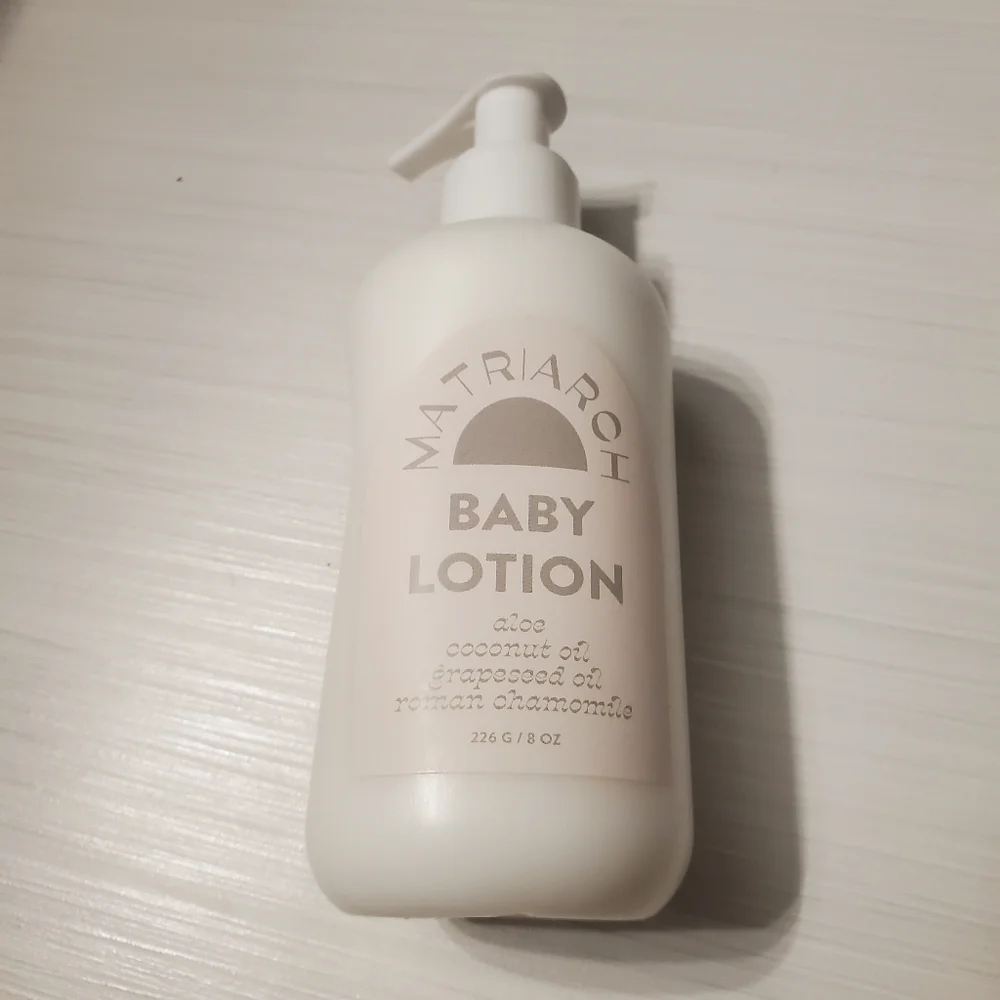 Matriarch Baby Lotion Aloe Coconut Oil Grapeseed Oil Roman Chamomile Vegan New